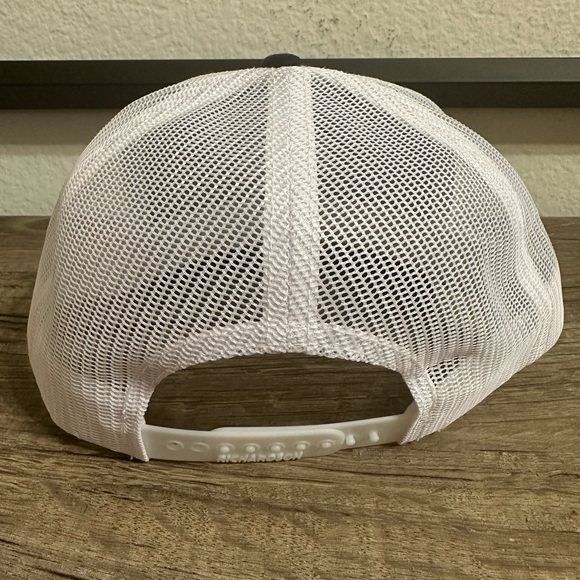 Hat - Picture 3 of 3